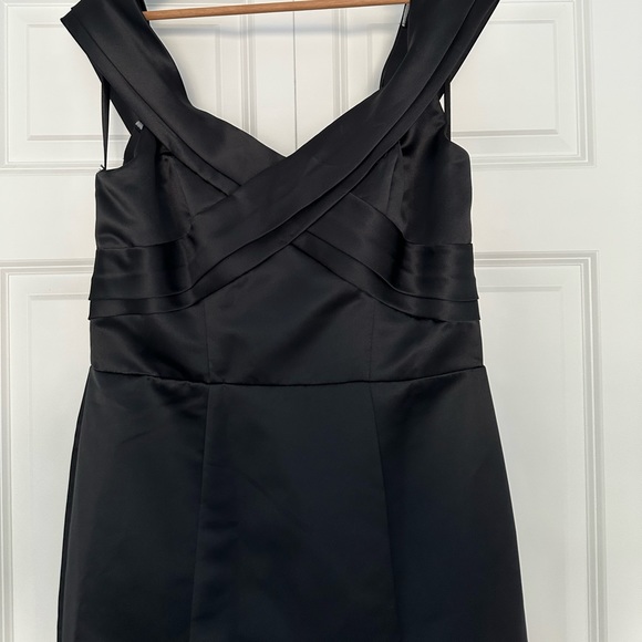 Hayley Paige Occasions size 14 black gown - Picture 11 of 13